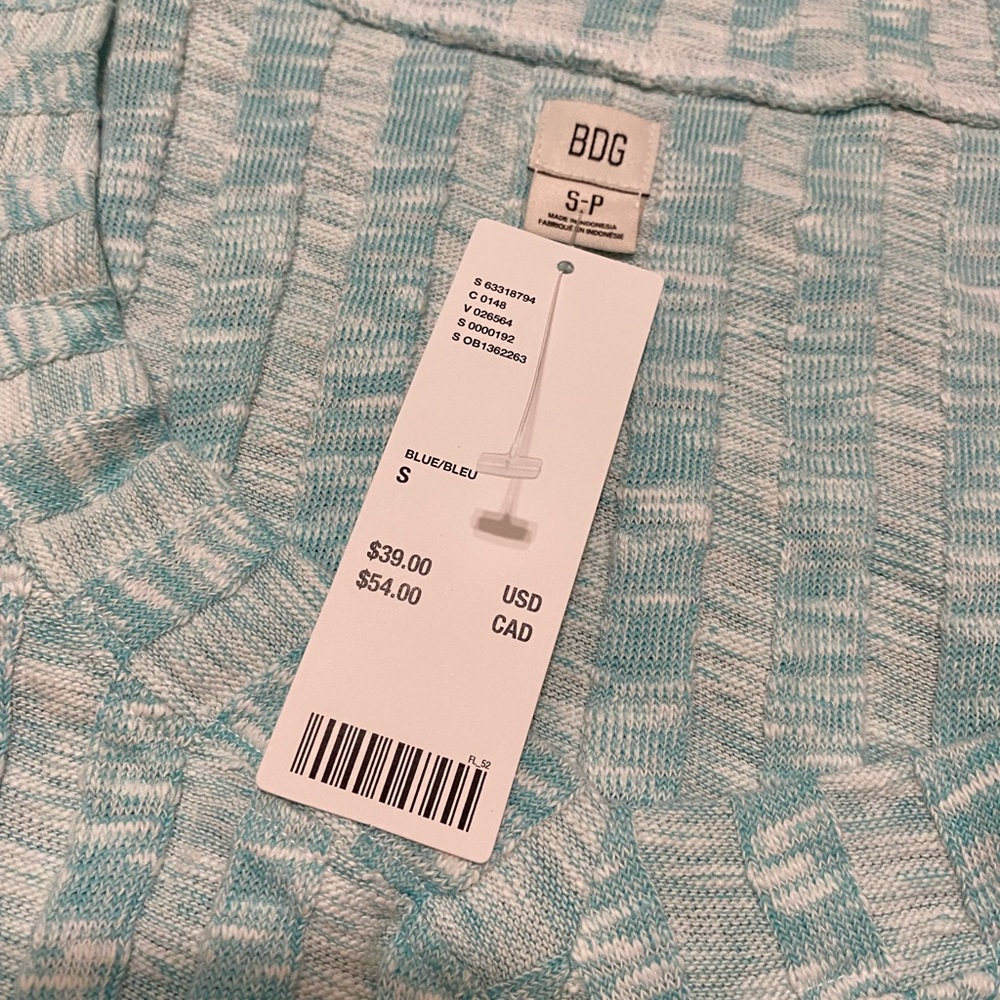 BDG Piper Sweater Vest NWT - Picture 8 of 8